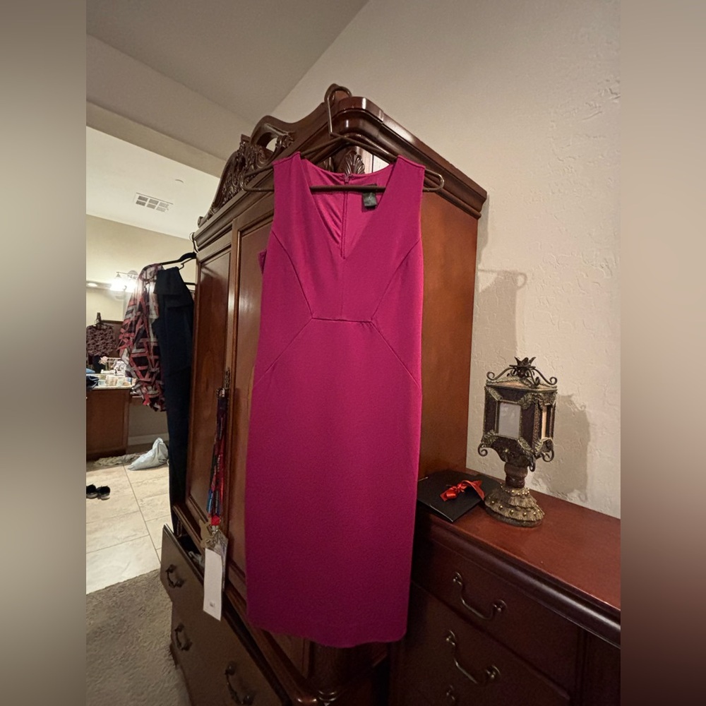 Ann Taylor Sleeveless Sheath Dress in Magenta